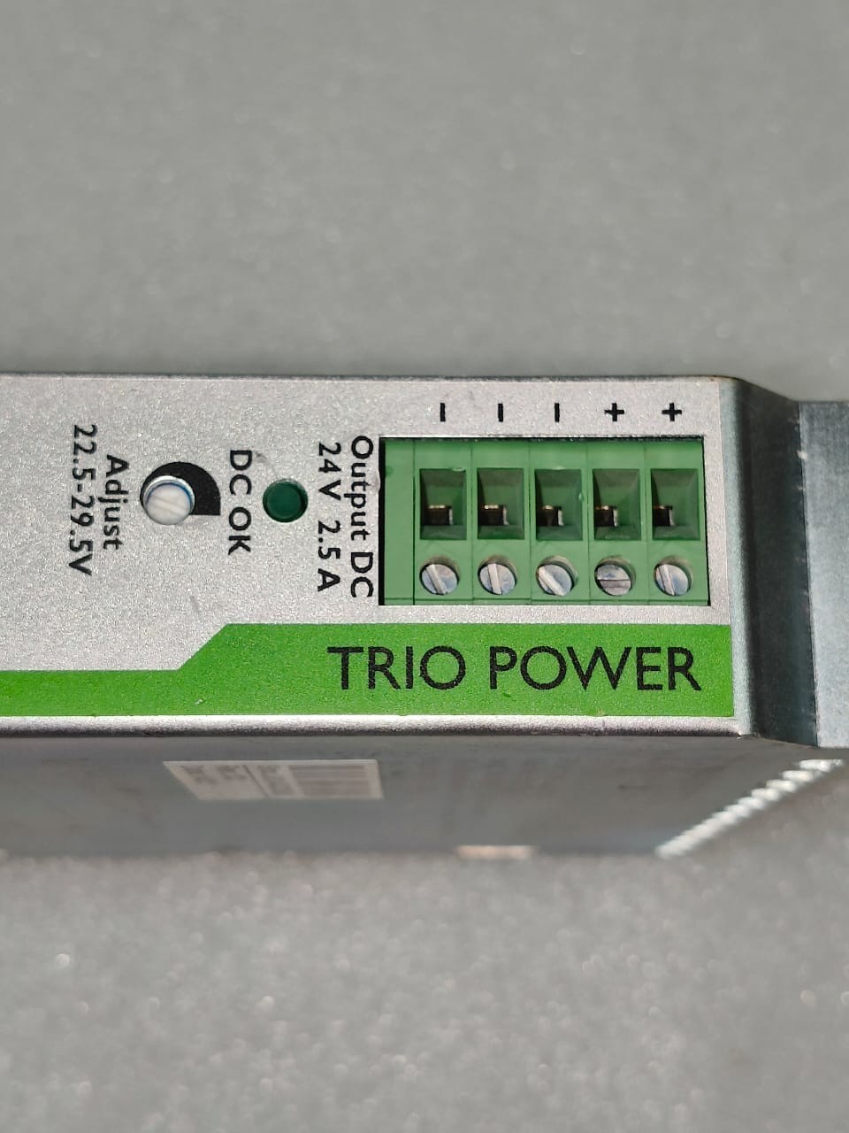 PHOENIX CONTACT TRIO-PS/1AC/24DC/2.5 POWER SUPPLY 2.5A FREE FAST