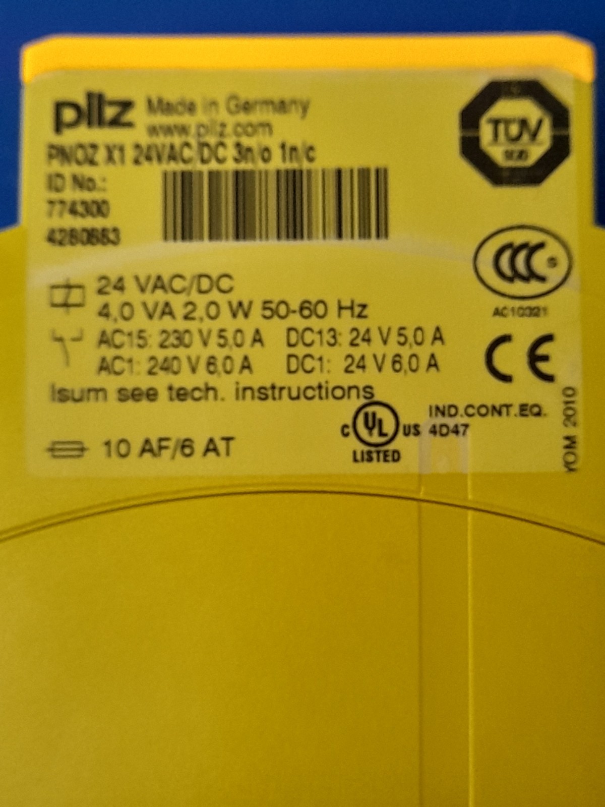 PILZ 774300 PNOZ X1 24VAC/DC 3n/o 1n/c