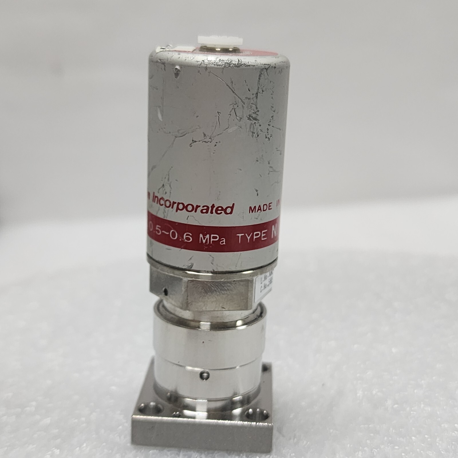 Fujikin 0.5-0.6 MPa C No 565602 , Lam 766-197844-003 Rev C Type NC. Valve,_97966