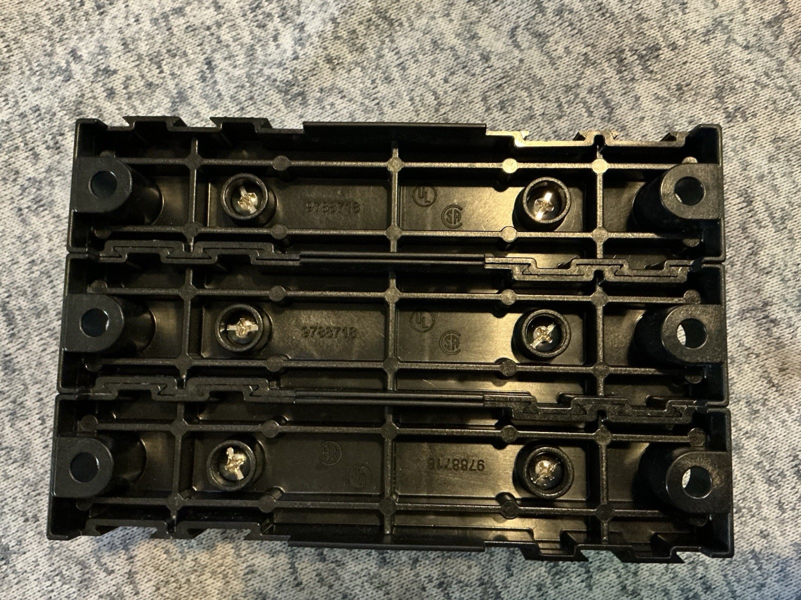 Marathon Class T Fuse Holder 300V 200A 3-Pole T200A3B