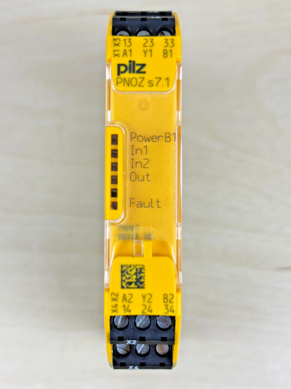 Pilz PNOZ S7.1 24 VDC Safety Relay Contact Expansion, 3 n/o, 750167