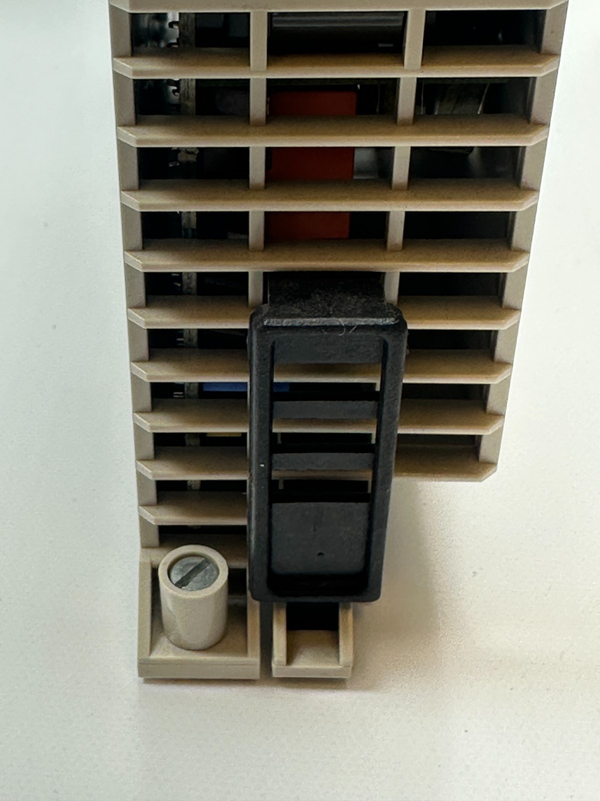 Schneider Automation DAP208/AS-BDAP-208 Discrete Output Relay Module 8×24 VDC