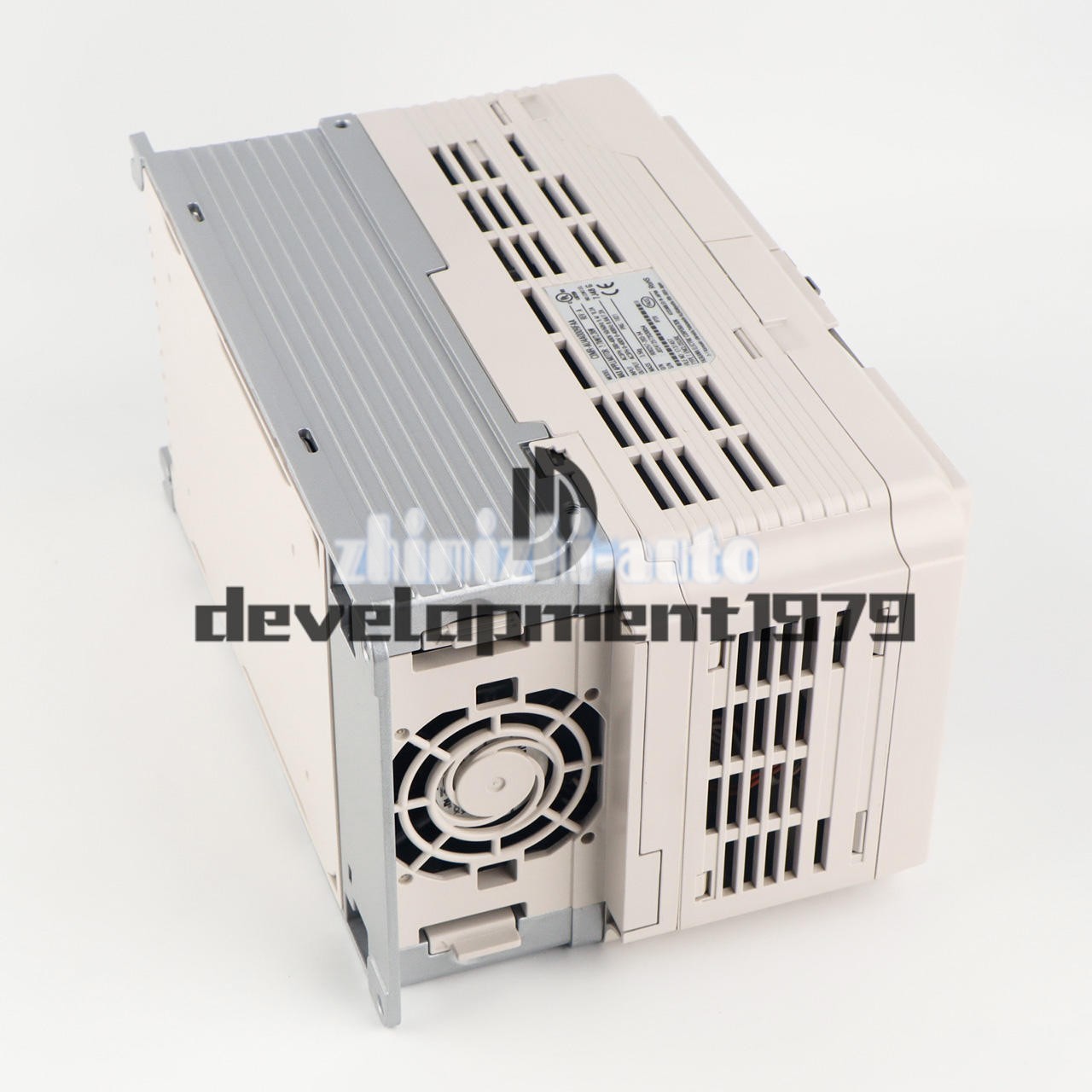 1PC NEW YASKAWA A1000 AC Drive CIMR-AU4A0009FAA Frequency converter