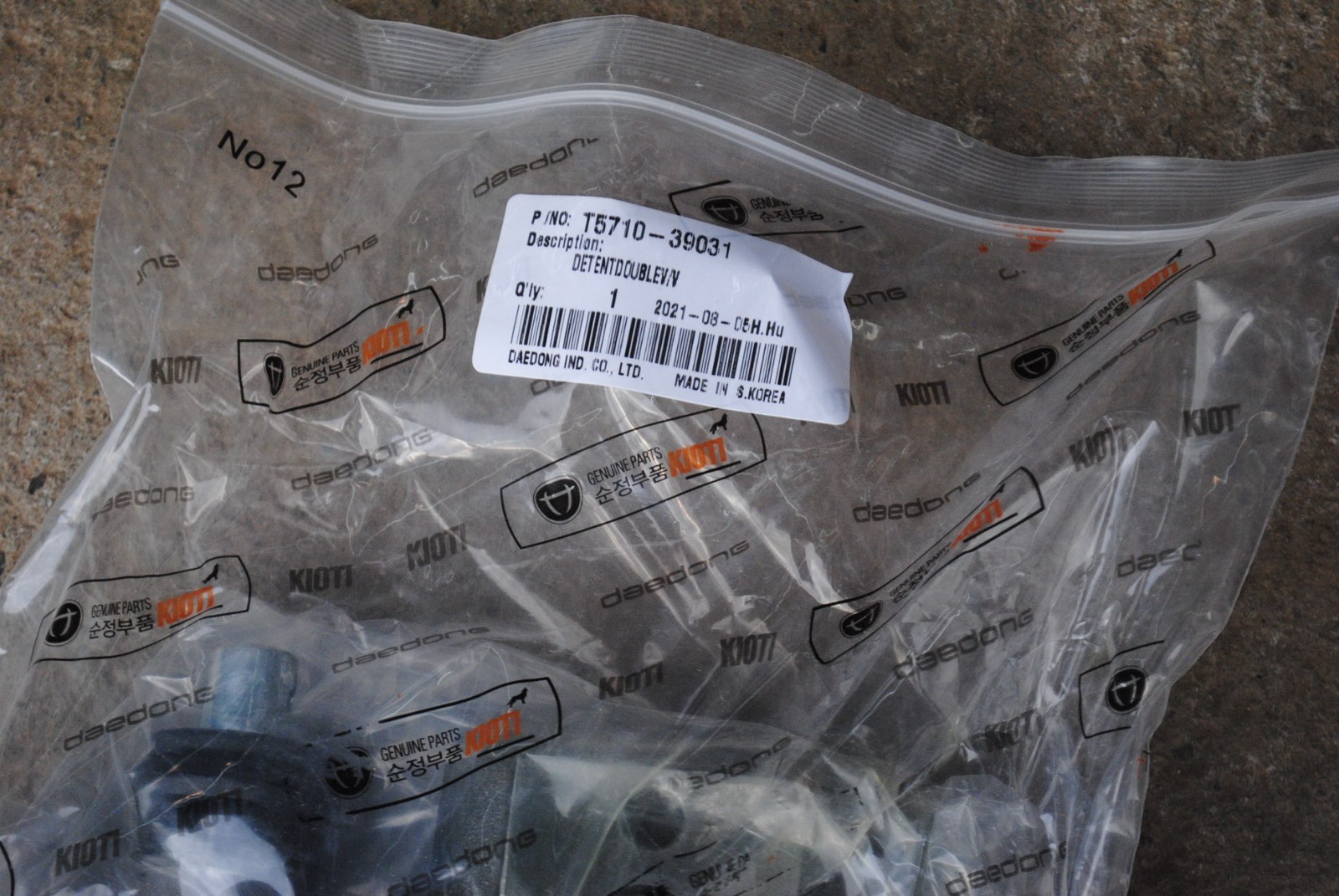 Kioti Daedong DKA137 Detent Double Valve Td24-A0004D DK4210 4710 5310 6010 CHSE