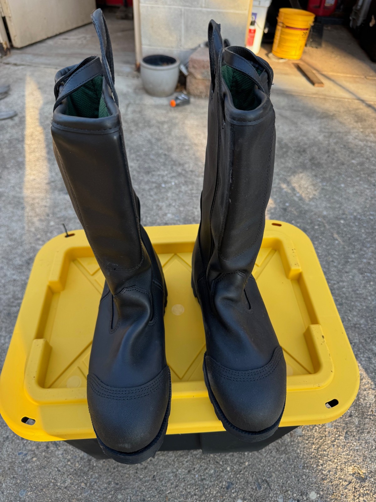 Ranger leather fire boots 10.5 wide never worn 5 years old