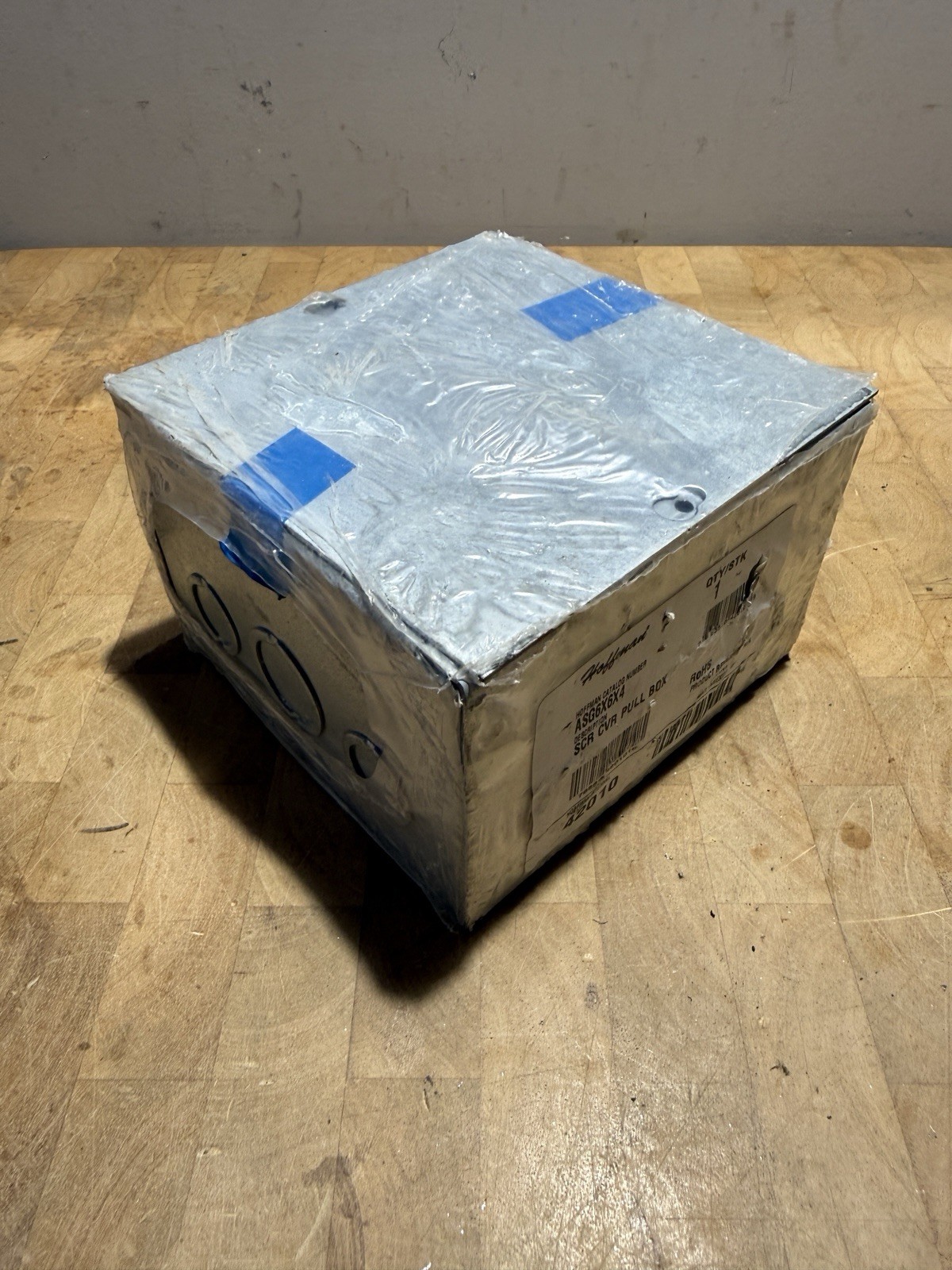 Hoffman Nvent ASE6x6x4NK Steel Screw Cover Pull Box NEMA Junction 6″ x 6″ x 4″