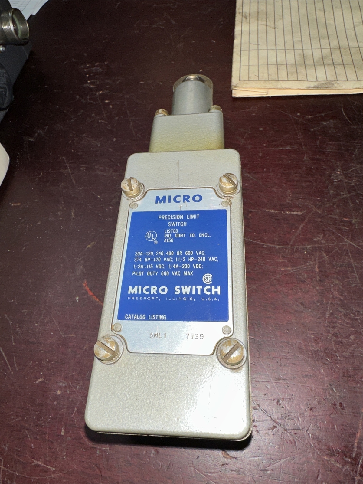 micro switch roller lever 5ml1 7604 And7739