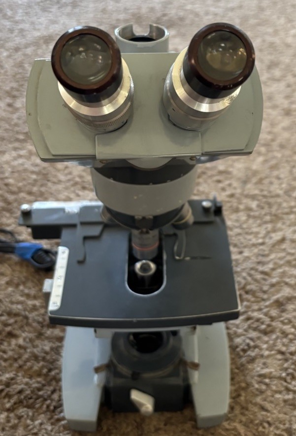 Vintage AO American Optical Spencer 1036A Illuminator Microscope 4x 10x 40x 100x