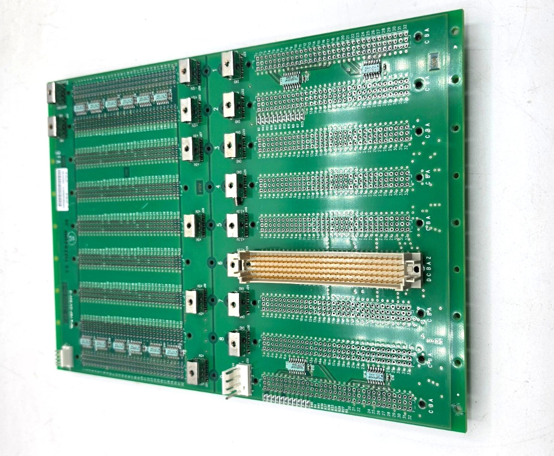 BECTON-DICKINSON VME BACKPLANE FAB 331112 REV B 33101-B 331121-B LSR ii FLow