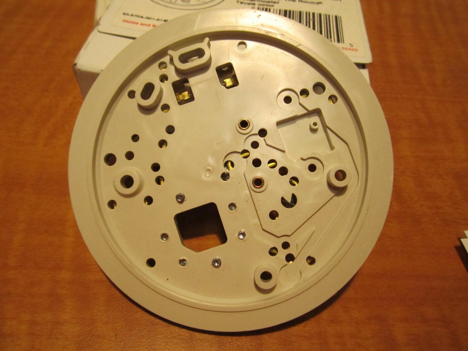 (2) HONEYWELL Q539A1014 Heat-Off-Cool Thermostat Subbase For Single Transformer