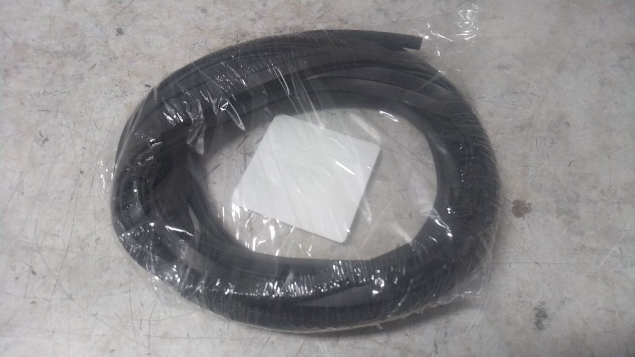Trim Lok Inc X2003-25 10 Pk 1/4 In Width 25 Ft Overall L Edge Trim (BW)
