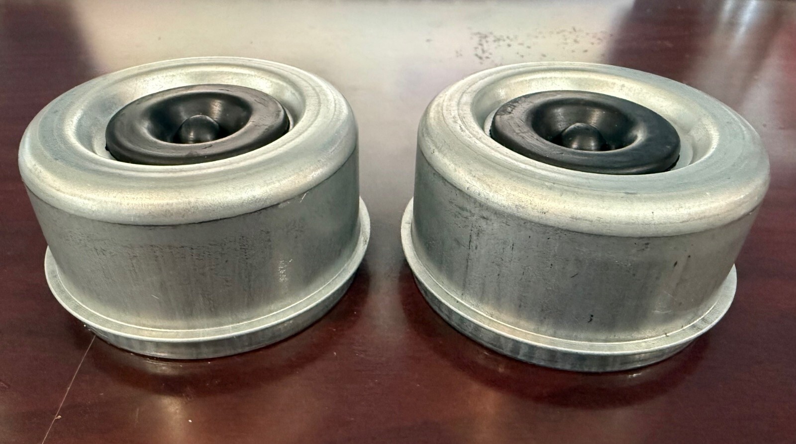 7K-CAP TRAILER AXLE AND HUB COVER (2.72″) SOLD IN LOTS OF 2