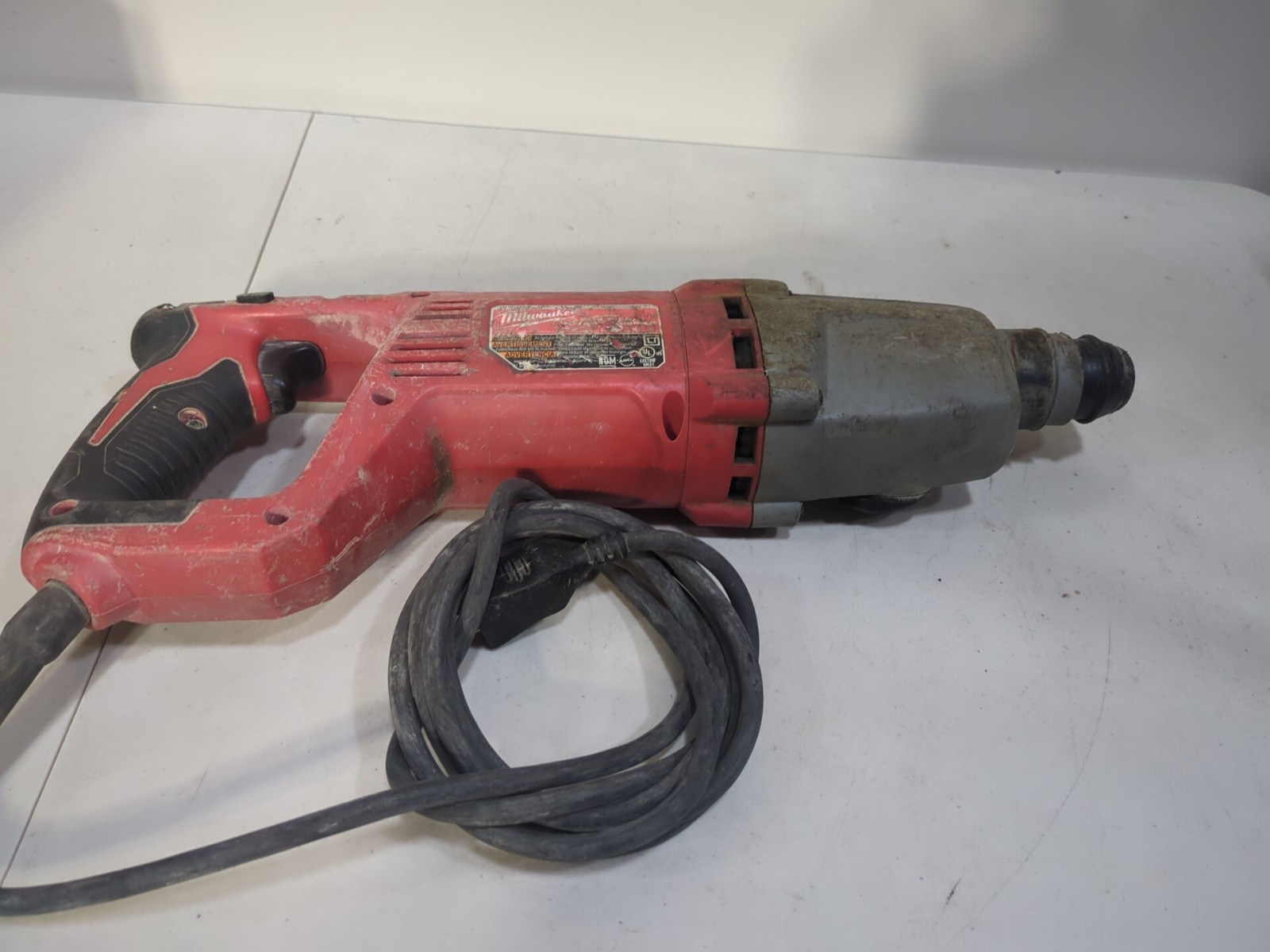 Milwaukee BROKEN 5262-81 1″ SDS Plus Corded Rotary Hammer BROKEN