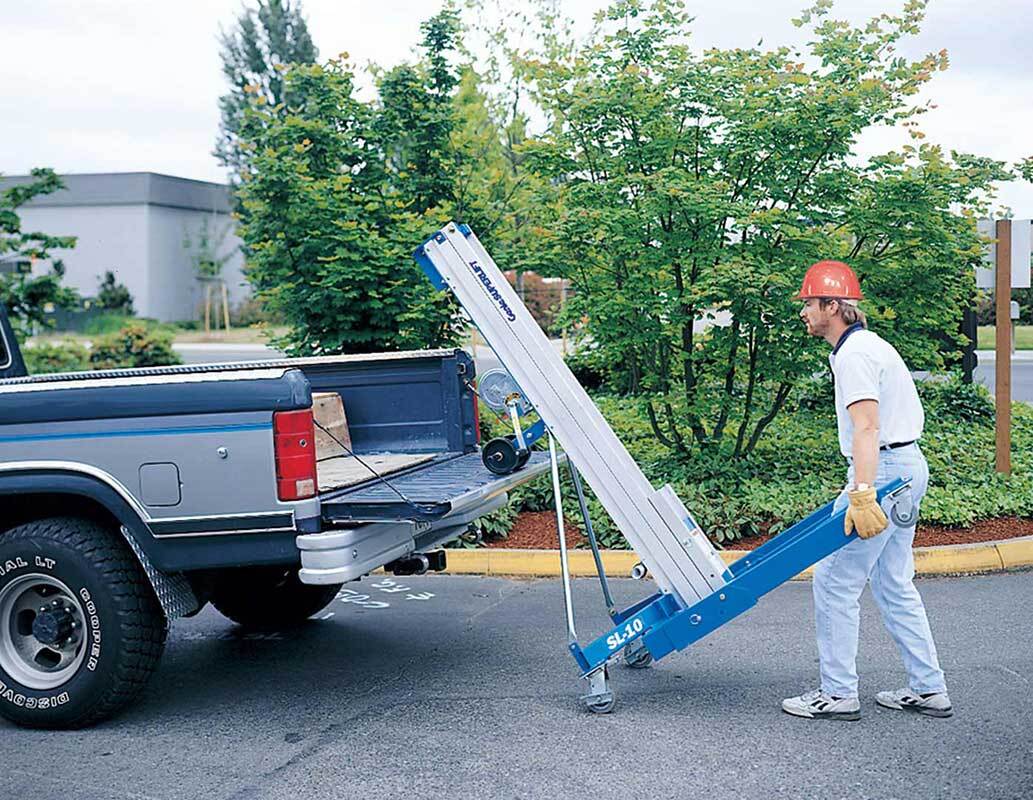 Genie Super Lift Advantage, SLA- 20, 800 lbs Load Capacity, Lift Height 21’ 2.5”
