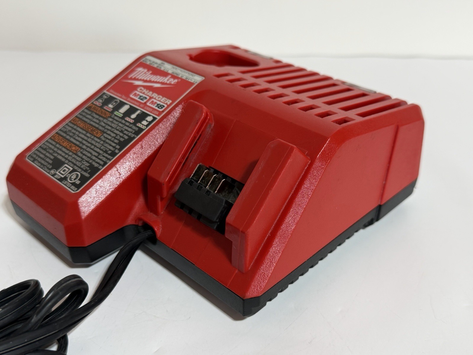Milwaukee Genuine M18 M12 volt Lithium Charger 48-59-1812