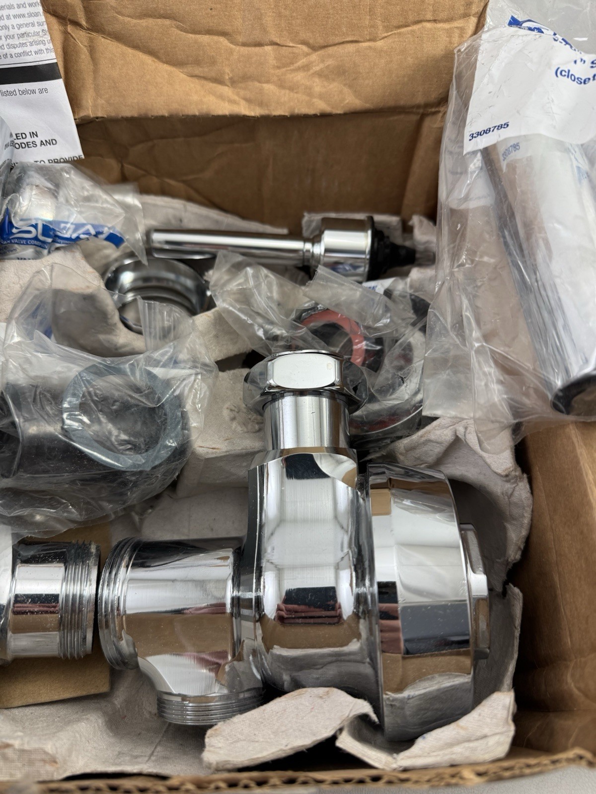 SLOAN Royal 111-1.28 Flushometer 1.28 GPF Exposed Manual Flush 3910168
