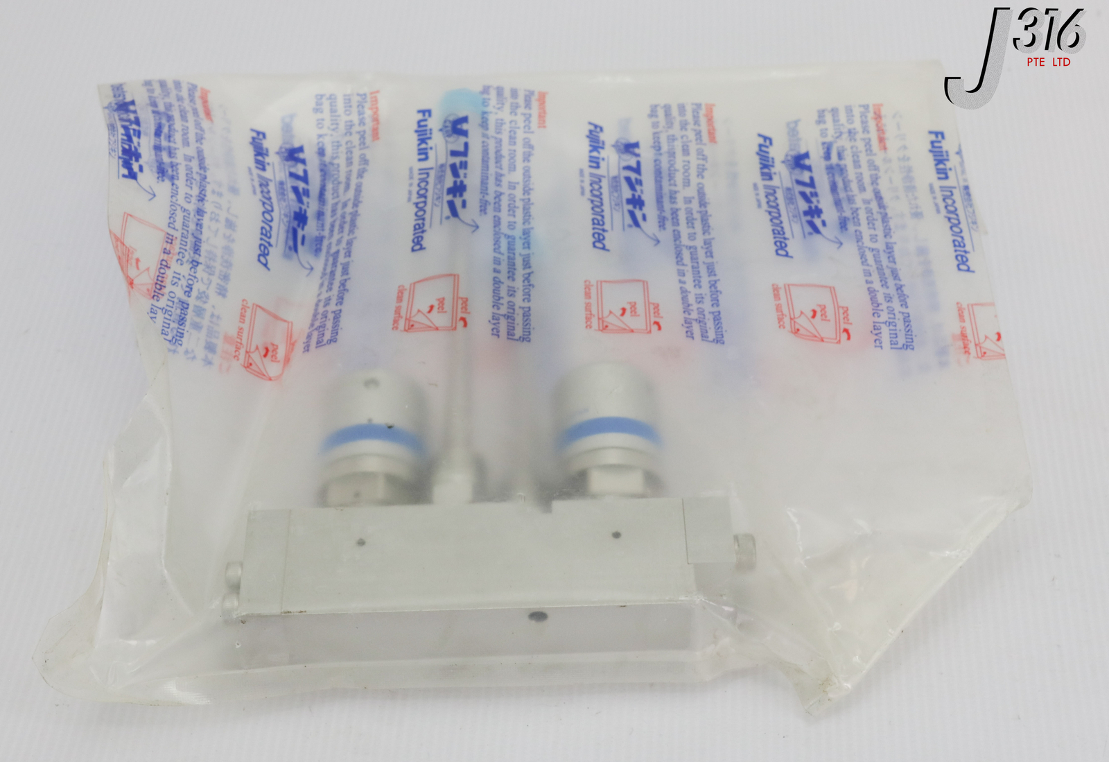 18447 FUJIKIN DIA BLK VLV, 0.5~0.6MPA, 470767 (NEW) FBDCL-6.35XJR-2B4-316LP-KCA