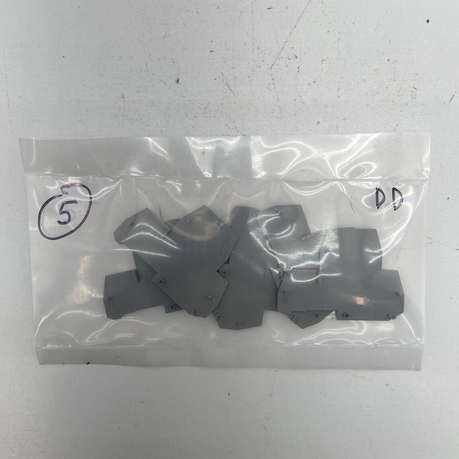 Entrelec FEM Series End Cover for Use with DIN Rail Terminal Blocks 1SNA118499R2