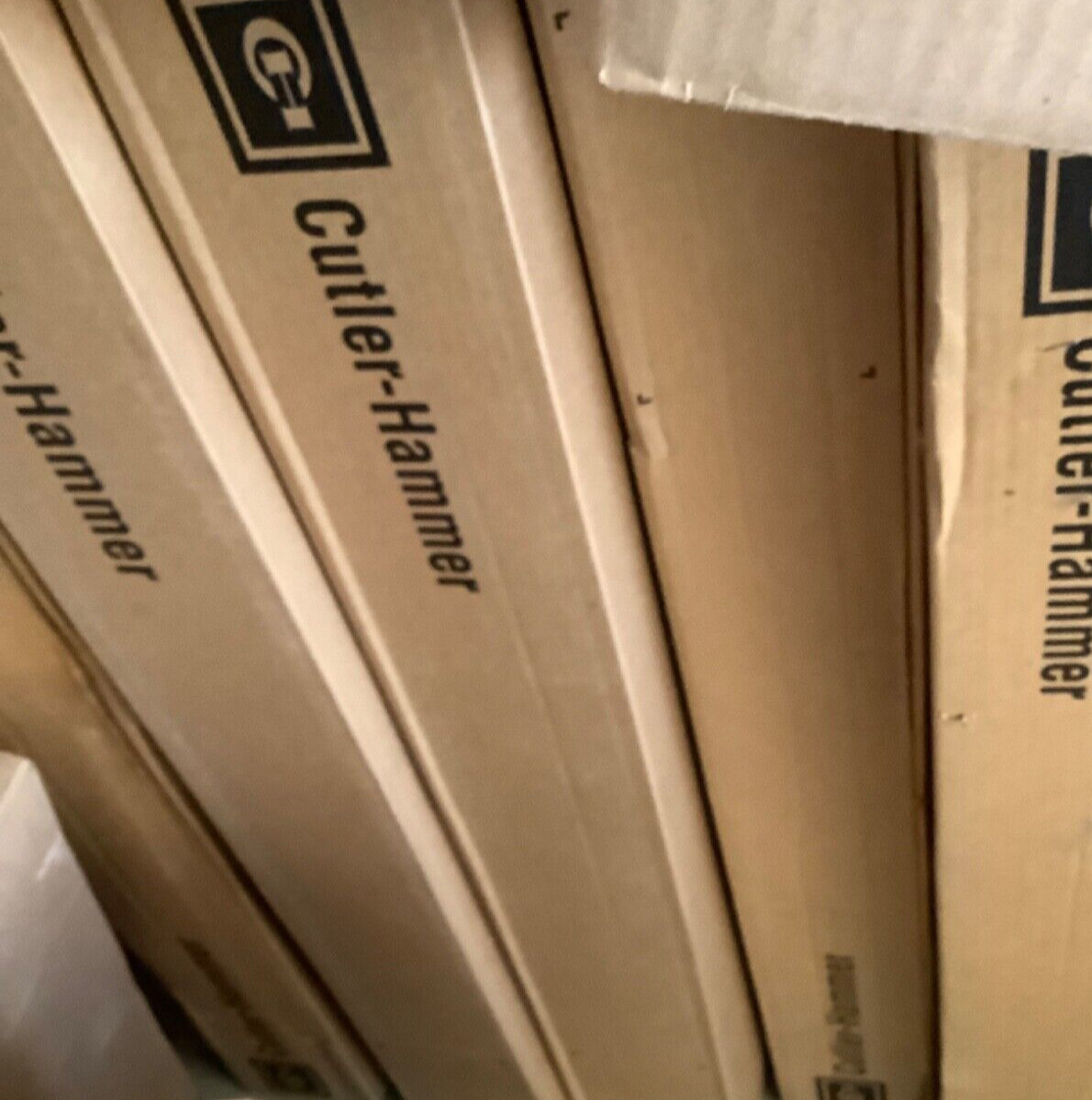 Eaton / Cutler Hammer CHNL32PN225, 32Space – 64Circuit Max Loadcenter, 225A