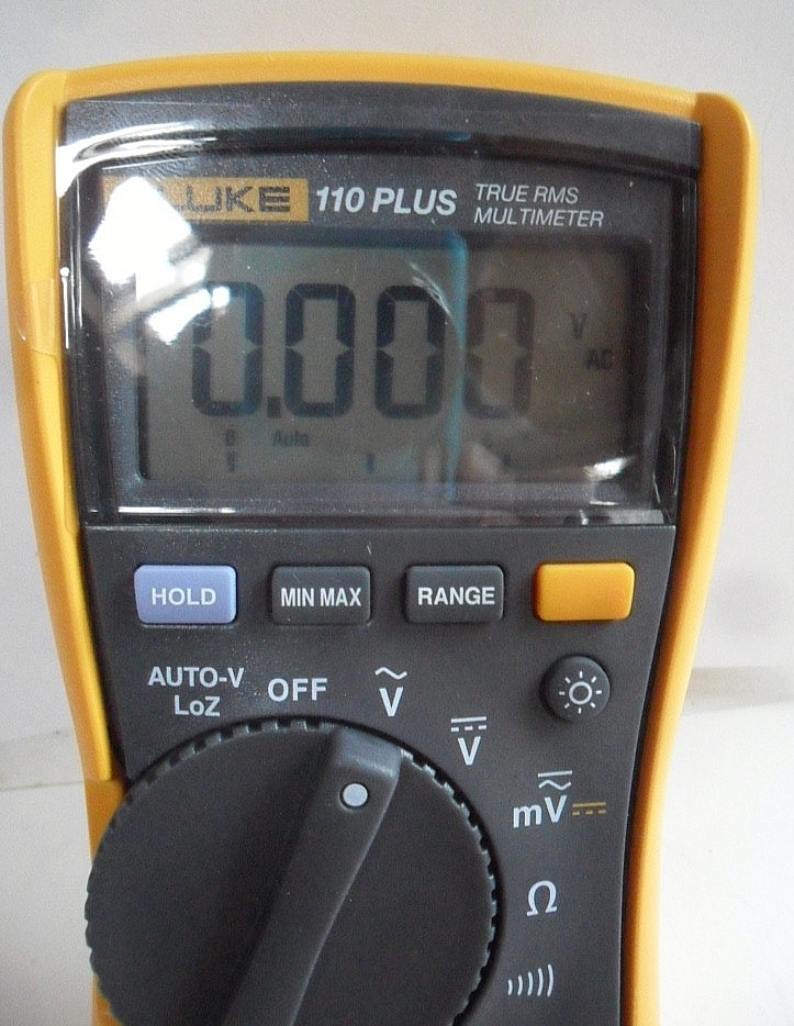 Super Clean Fluke 110 Plus TRMS Handheld Meter w/ Leads Multimeter Works