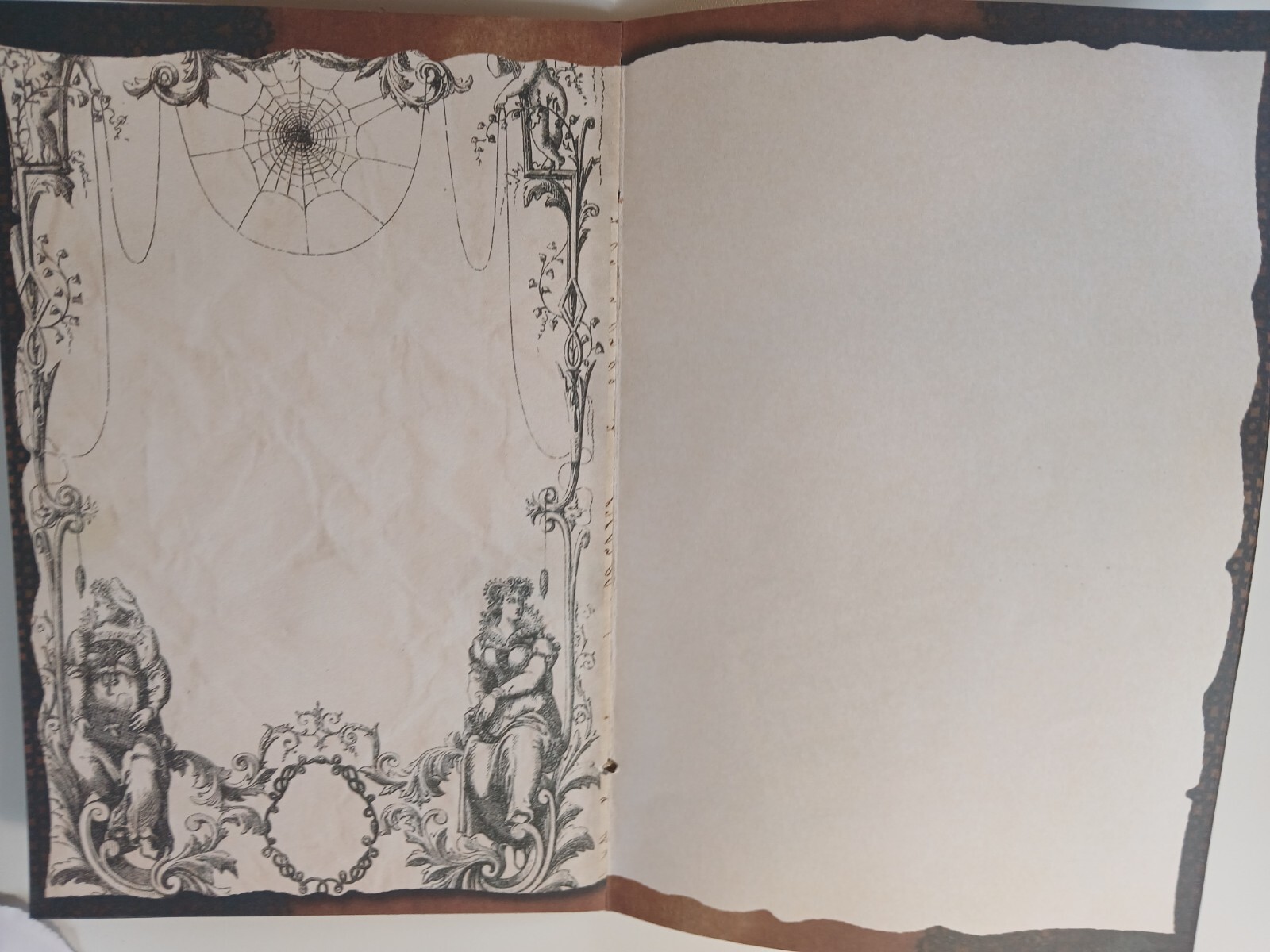 Junk Journal Booklet «AFTER DARK», CREEPY, HORROR, SCARY, 40pg, 30pc Halloween