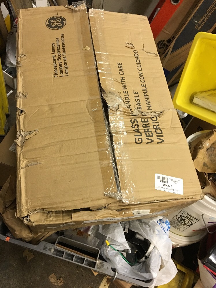 GE F28T8/SPX35/U6/ECO U Shaped Lamp, 28w 3500k Box of 12!!!