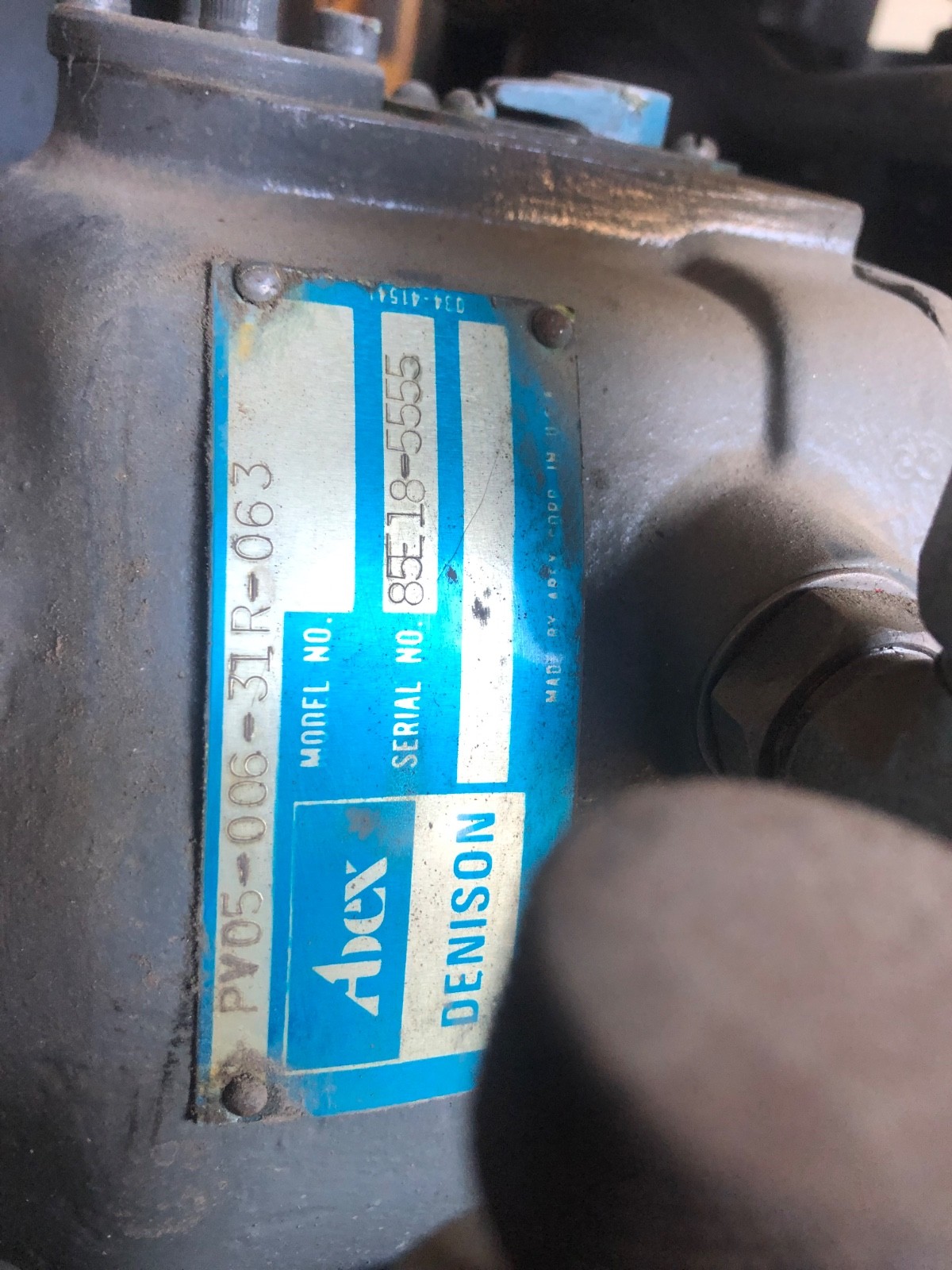 hydraulic pump station Toshiba 7.5 hp 3 ph mtr. Vickers pump 5000 psi