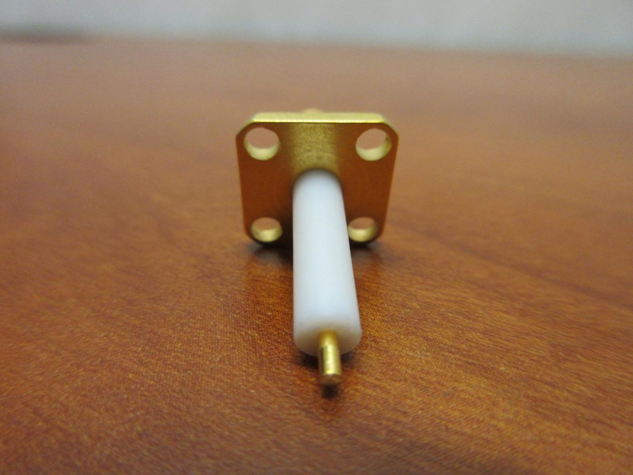 PASTERNACK PE4099 SMA Female Connector Solder Attachment 4 Hole Flange Mount