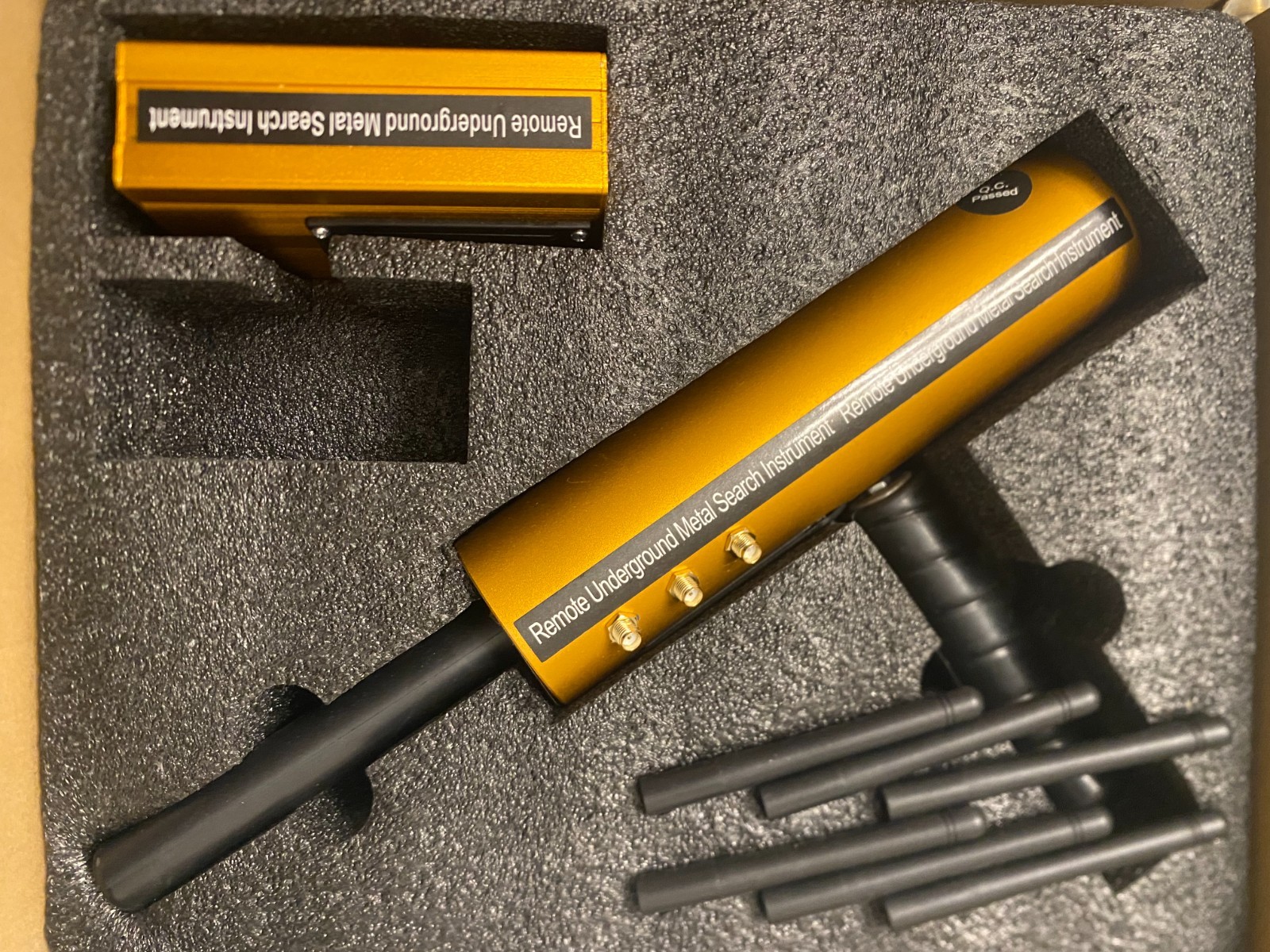 AKS Remote Underground Metal Search Instrument for Copper, Silver and Gold