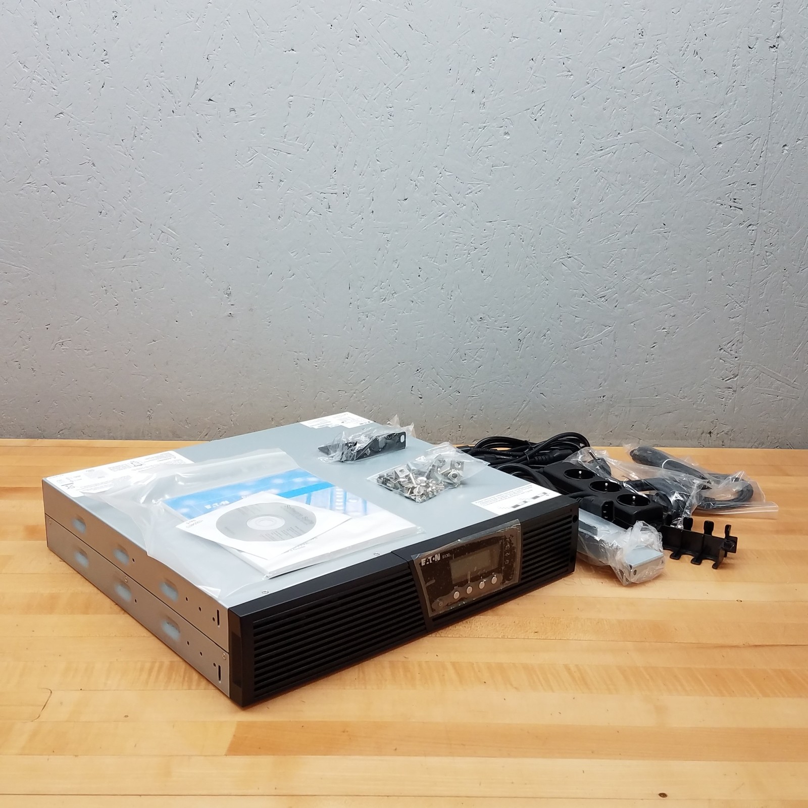 Eaton PW9130I1500R-XL2U Power Supply, 240V/230V/220V/208V/200V Input, 48Vdc, 34A