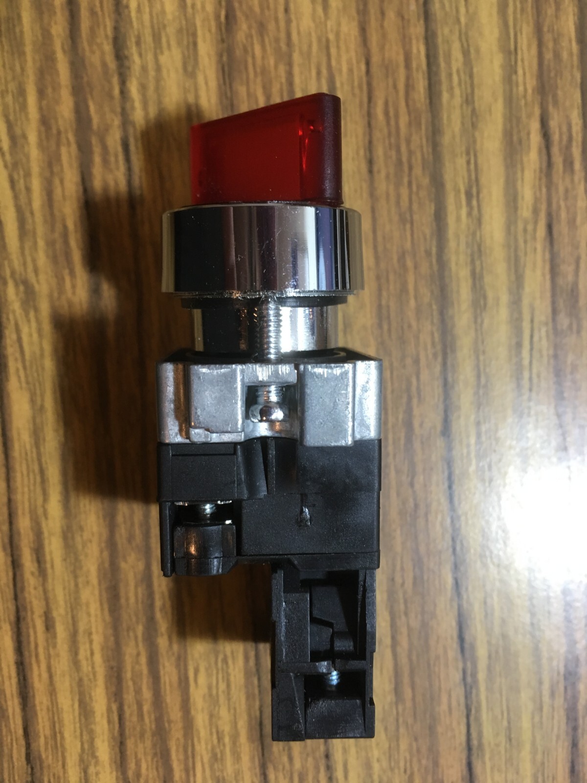 22mm illuminated 2-position selector switches N.C. metal base&bezel Red Knob