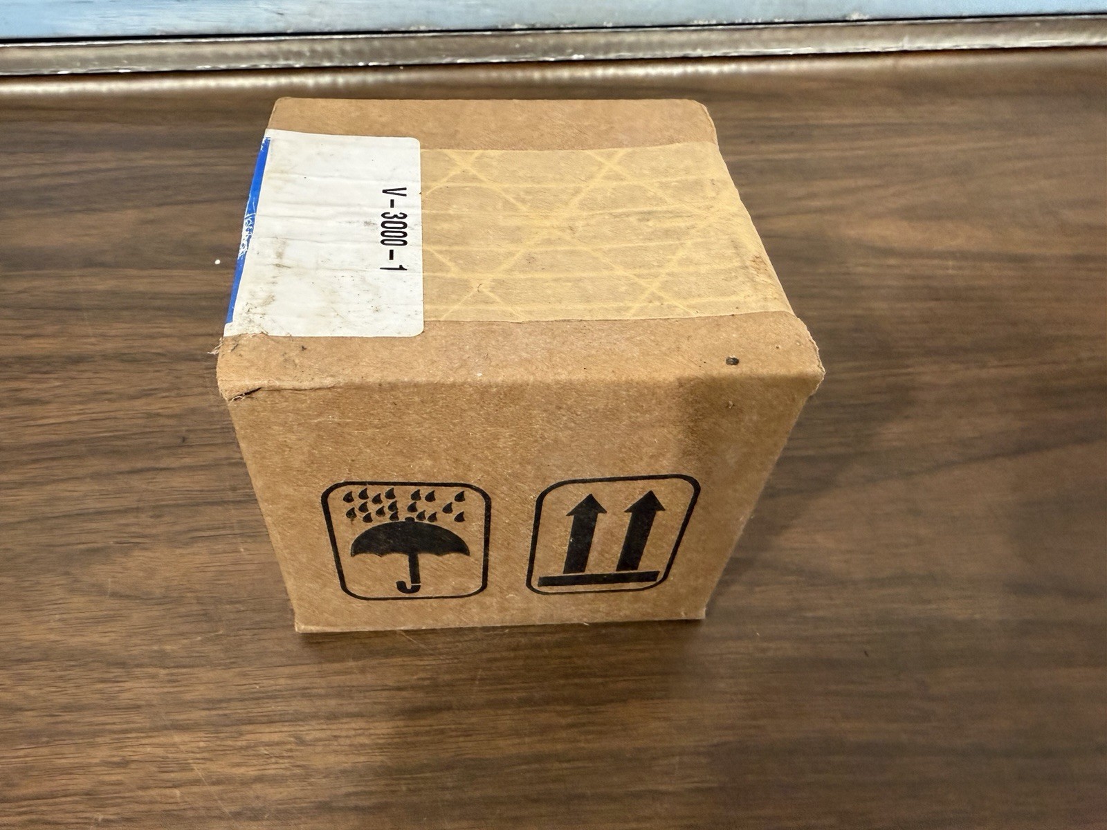 Johnson Controls V-3000-1 New Sealed ( PRICE FOR 1 UNIT ONLY )