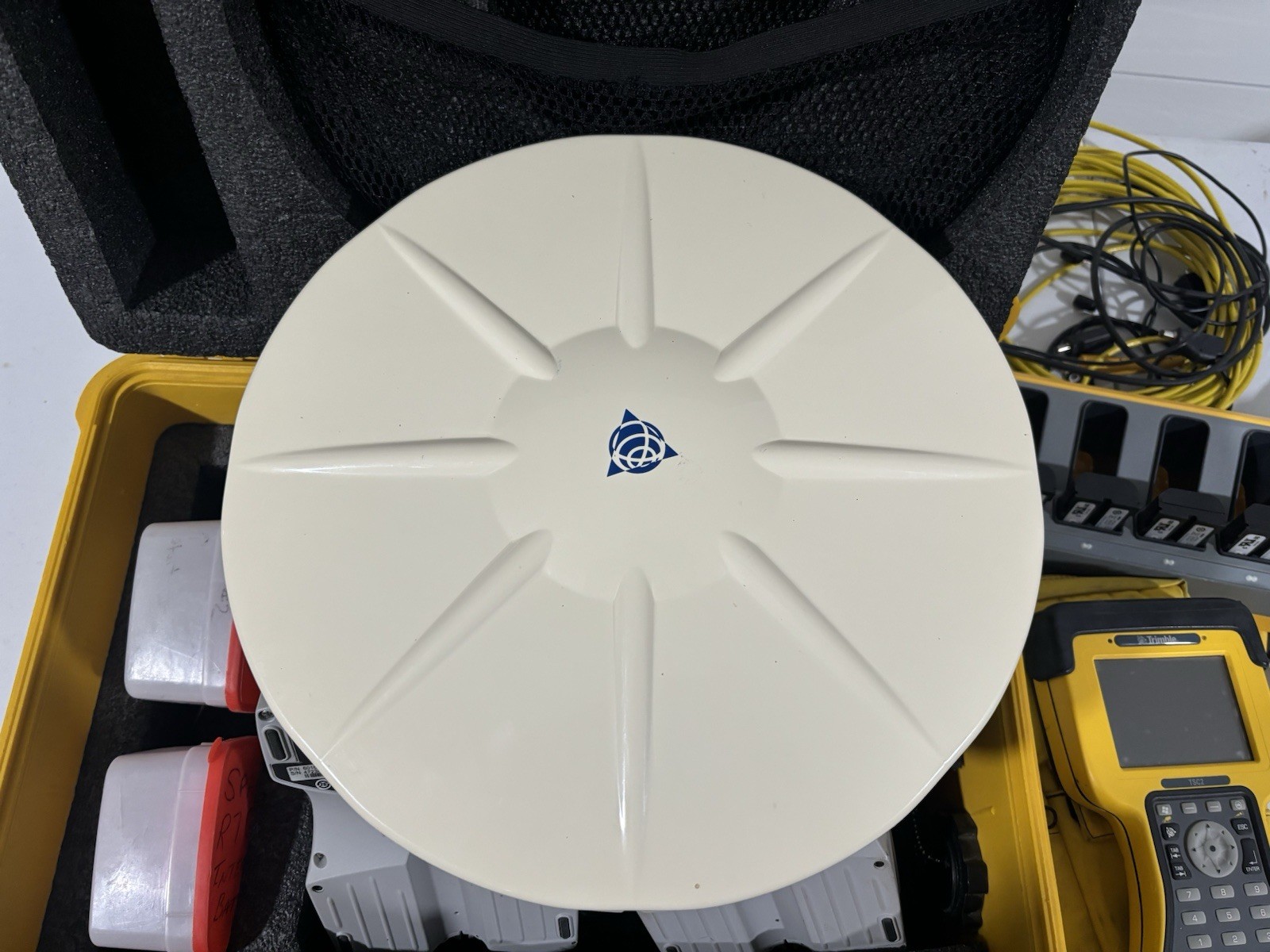 Trimble GPS Zephyr Geodetic GNSS MODEL 2 & (2) R7 GNSS + TSC2 + Battery Charger