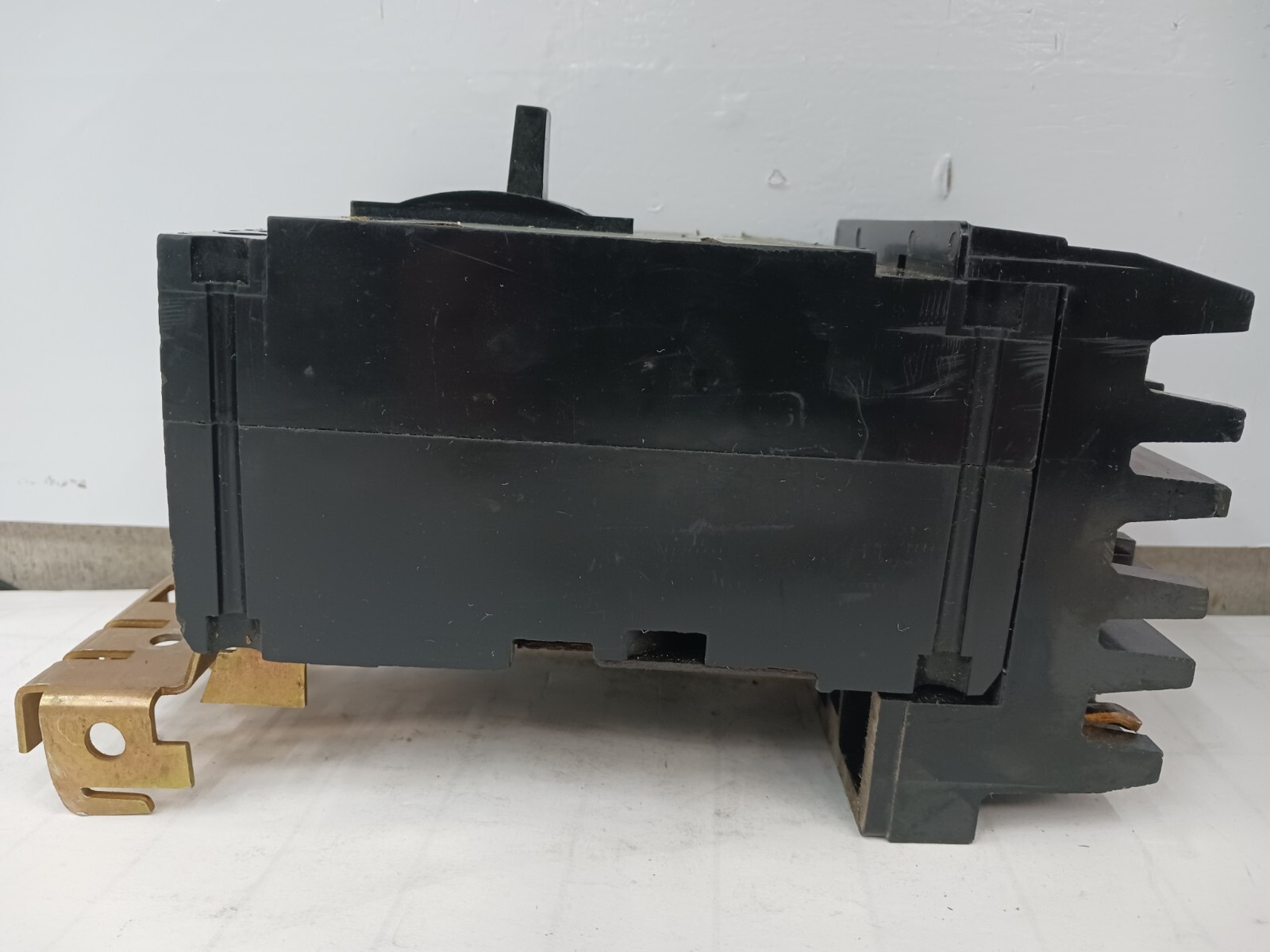 SQUARE D 15 AMP CIRCUIT BREAKER 3 POLE 600 VAC FH36015 #1