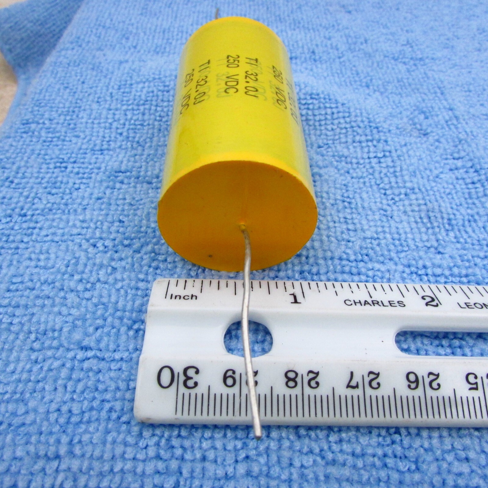 Qty 1 32uF 250V Axial Film Speaker Crossover Subwoofer TMEF Capacitor