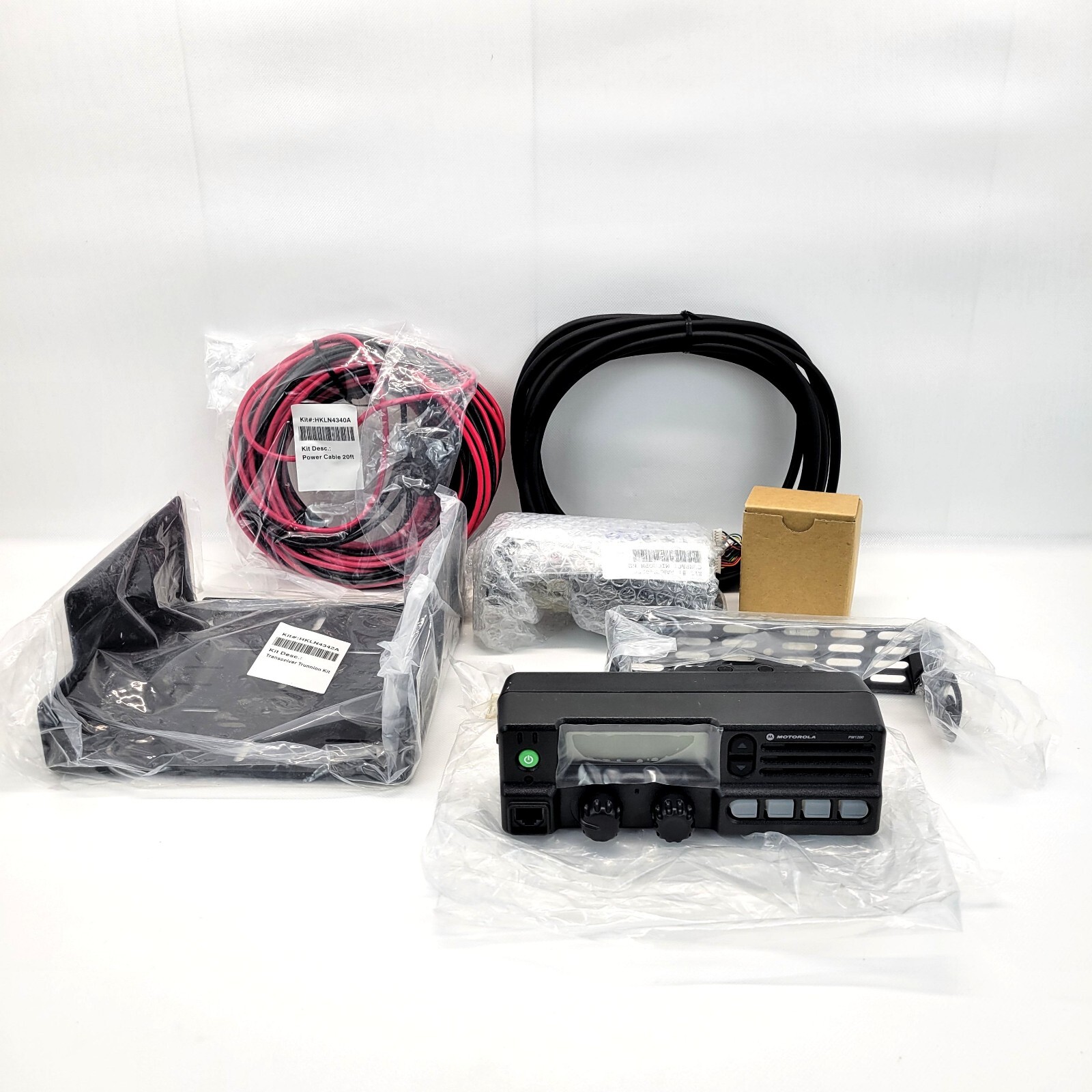 OEM MOTOROLA PM1200 CONTROL HEAD & ACCESSORIES NEW IN BOX NIB