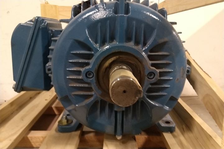 Weg 01536ST3QIE254T-W22 15 HP 3530 RPM 460VAC 3-Phase IEEE 841 Motor