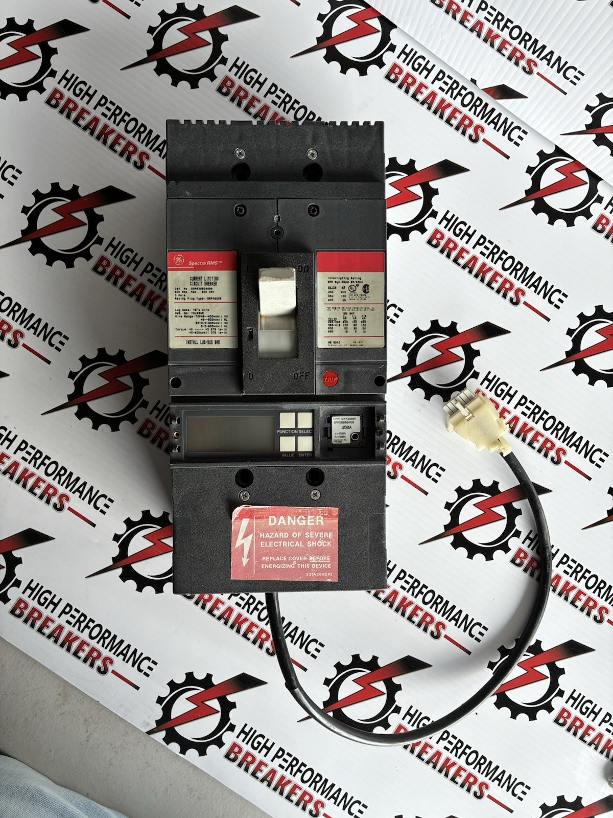 Ge SGPB36BD0600 Circuit Breaker 600V 600A 3P 600V 3P Used