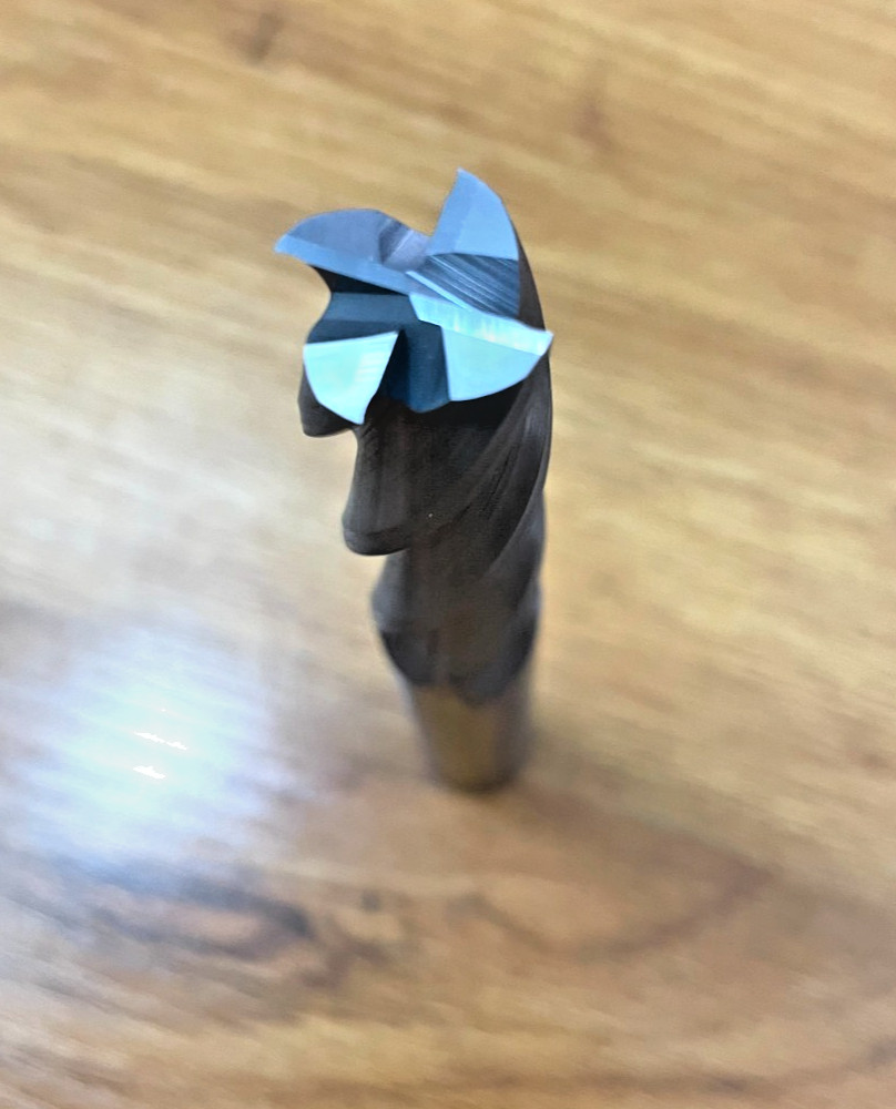 IMCO 5/8″ CARBIDE END MILL ACCELERATOR MILL 4 FLUTE 5/8″ x 5/8″ x 2-1/4″ x 5″