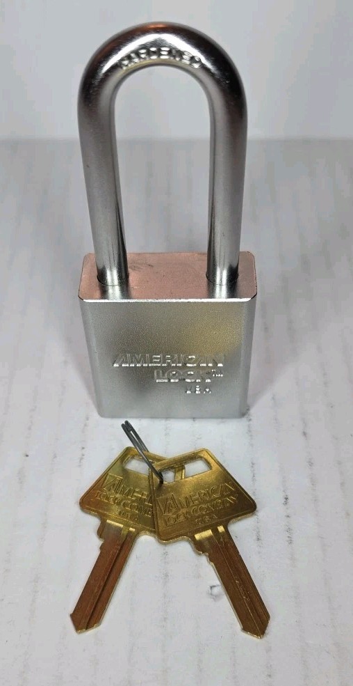 American Lock A6201 Padlock 2″ Shackle 1 3/4″ Wide Solid Steel Body Unkeyed New