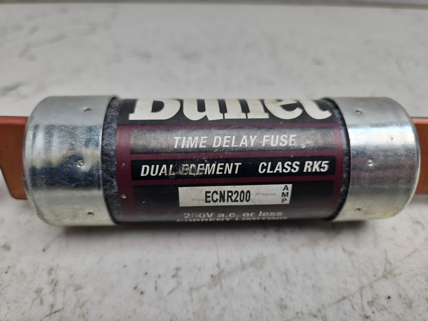 Edison Bullet ECNR200 Time-Delay Dual Element Industrial Fuse 200A 250V RK5 New