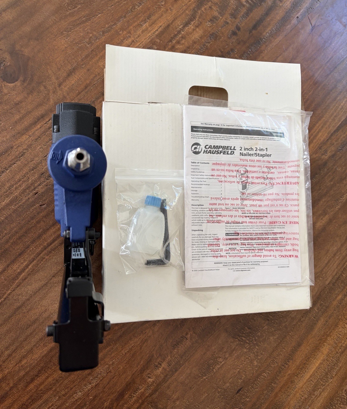 Campbell Hausfeld SB524000 18 Gauge 2” 2-in-1 Pneumatic Brad Nailer Stapler Kit