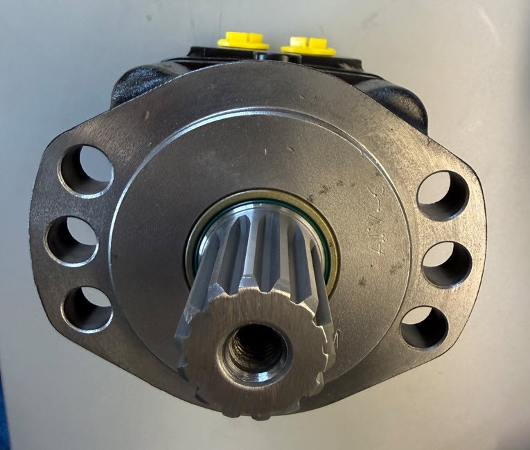14 Spline Flo-Torq Hydraulic Motor F2 160cc Series for Skid Steer Rotary Cutters