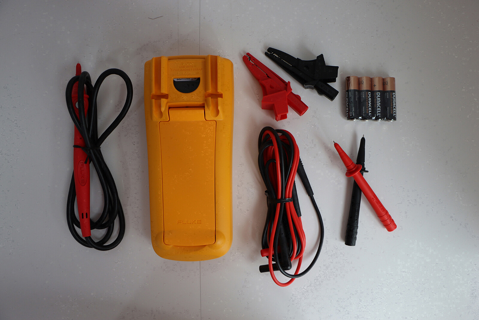 Fluke 1503 Digital Insulation Resistance Tester HighPrecision Megger Multimeter