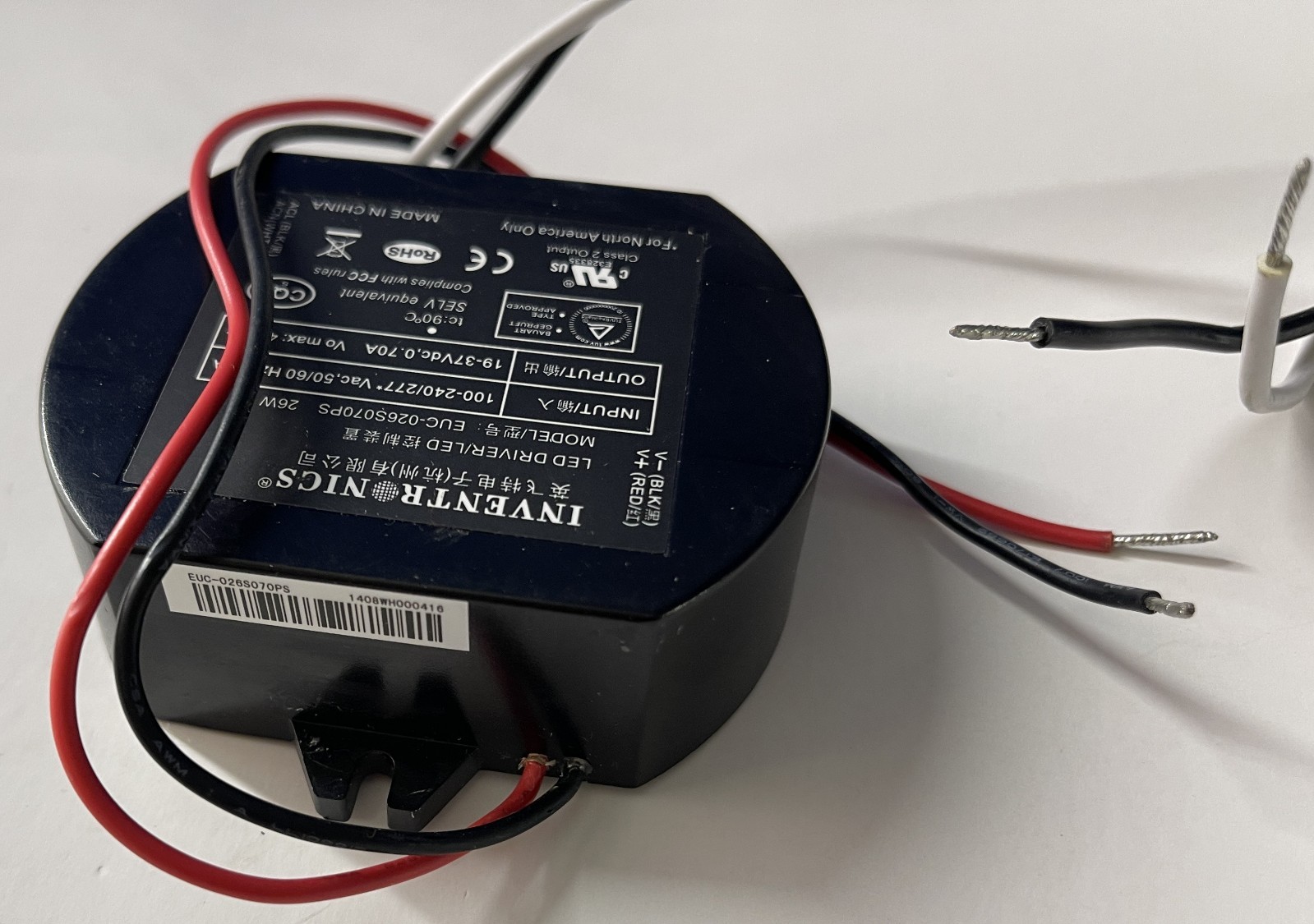 New 1 pc Inventronics EUC-026S070PS Power Supply Driver 100-277VAC 26W 700mA