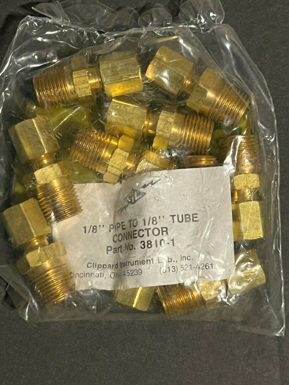 3810-1 clippard 1/8 pipe to 1/8 tube connector bag of 10 nos old stock