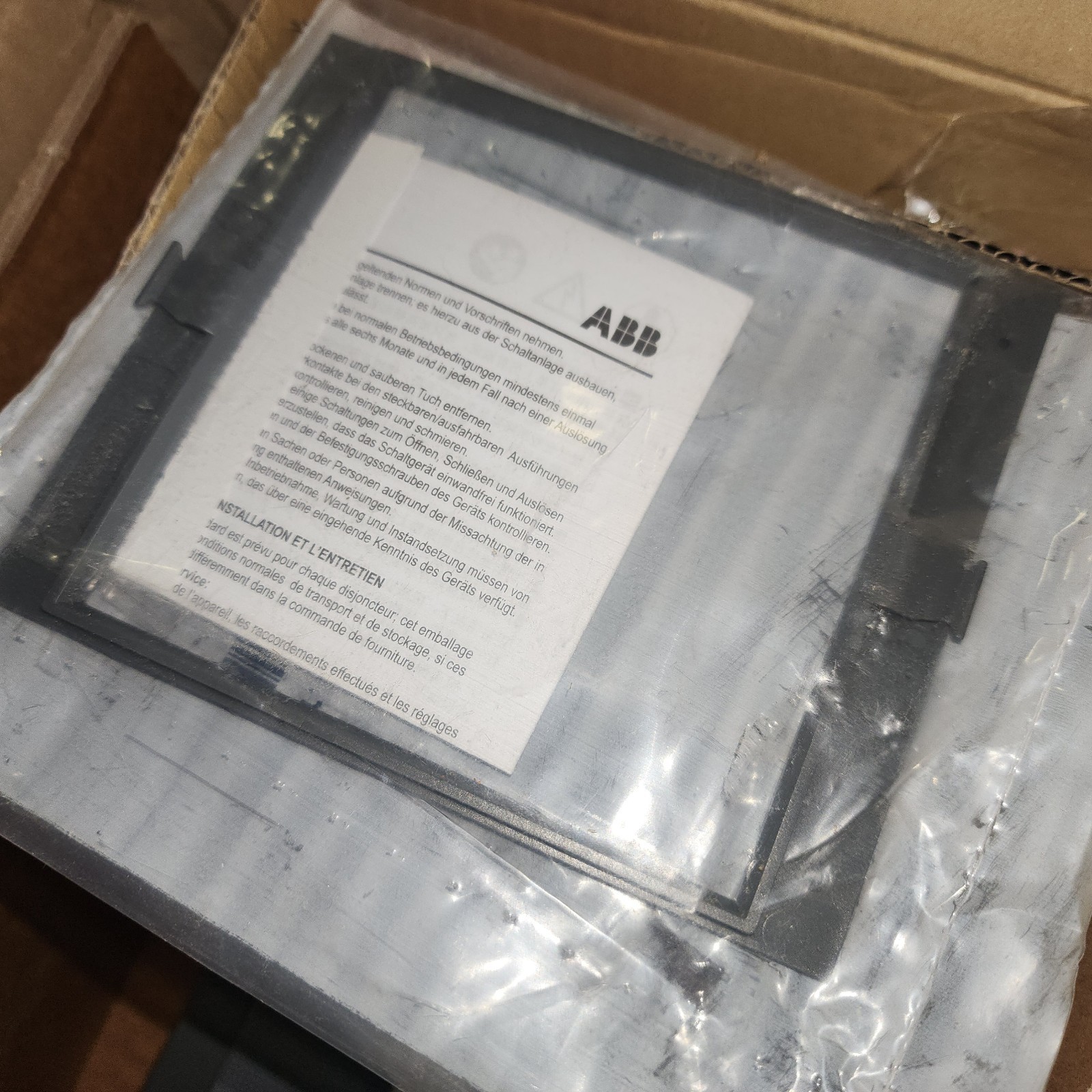 ABB 400A Circuit Breaker New Open Box PR221DS