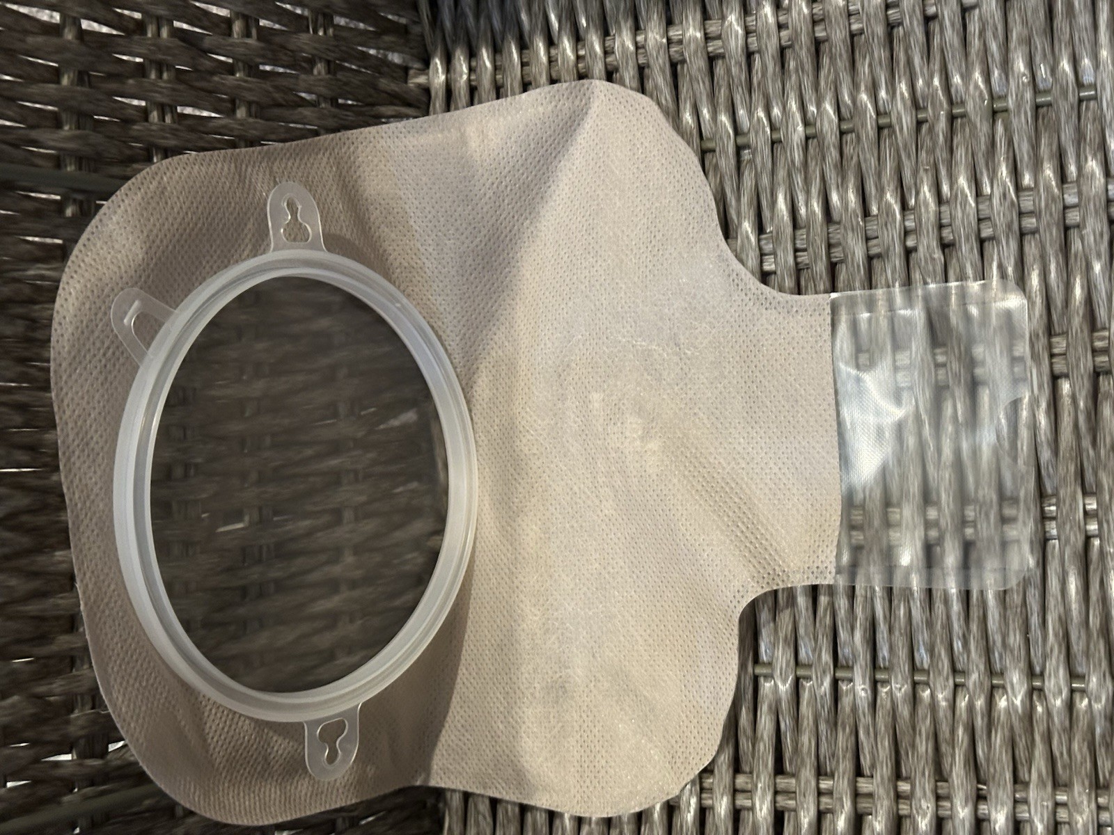 4” Hollister New Image 18176 2-Piece Drainable Ostomy Pouch w/ Filter 70mm 10ct