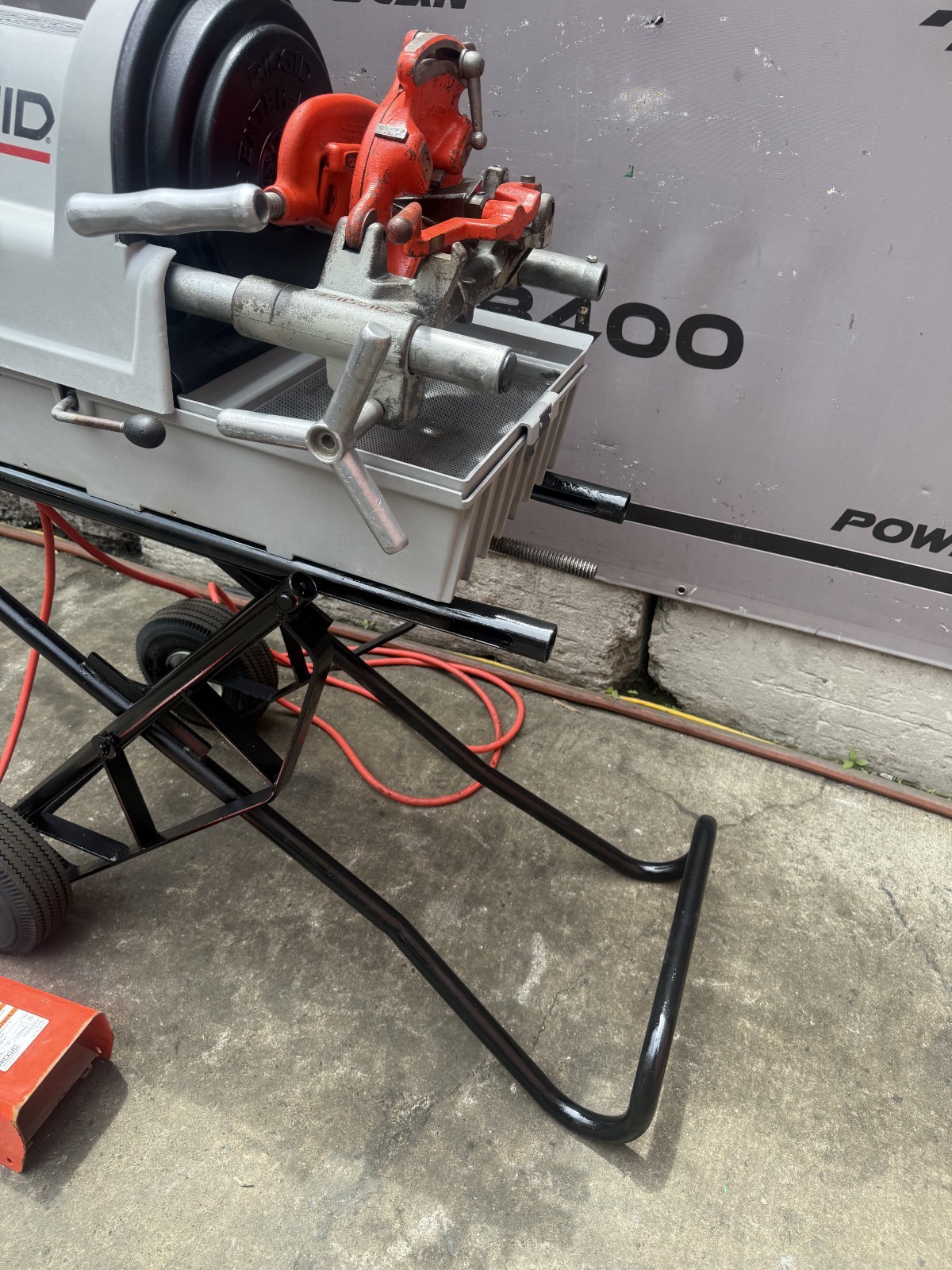 Rigid 1822 Automatic Pipe Threading Machine. 300, 535. Works Great.