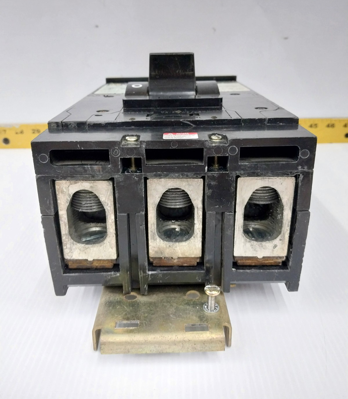 Square D 400 Amp I-Line Circuit Breaker 600 VAC / 250 VDC 3 Pole LA36400